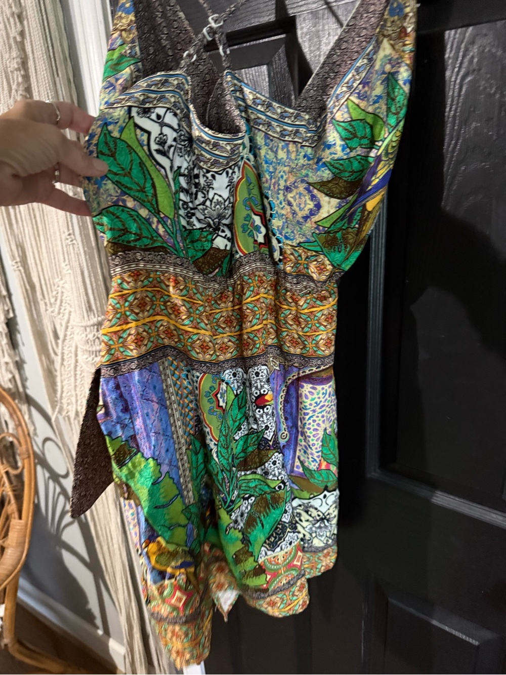 Farm Rio Gayatri Mini Dress features - Picture 6 of 6